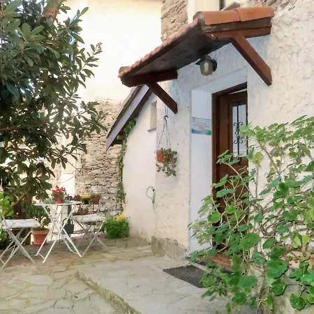 Locazione Turistica Soppalco - Doa120 Hébergement de vacances Dolceacqua